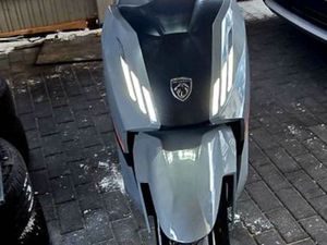 PEUGEOT TWEET 50 GT