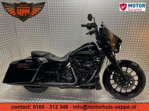 HARLEY-DAVIDSON STREET GLIDE SPECIAL FLHXS (BJ 2017) — MOTOREN | HARLEY-DAVIDSON — MARKTPLAATS