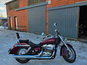 ② HONDA SHADOW 750