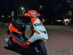 CUSTOM MARLBORO PEUGEOT ZENITH 70CC. — SCOOTERS | PEUGEOT — MARKTPLAATS