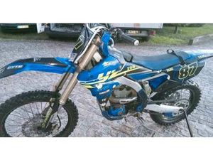 YAMAHA - YZF 250