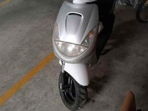 PEUGEOT - VIVACITY 2006