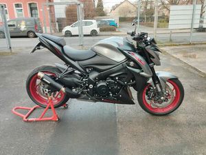 SUZUKI GSX S1000 NEUWERTIG, ERST 4552 KM