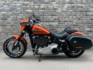 HARLEY-DAVIDSON SOFTAIL SPORT GLIDE FLSB