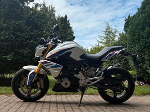 BMW G310 R