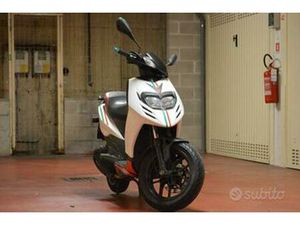 APRILIA SR MOTARD 125