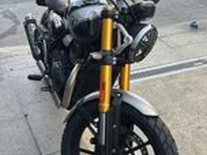 TRIUMPH SCRAMBLER 400 X