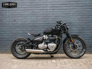 TRIUMPH BONNEVILLE BOBBER CUSTOM (BJ 2017) — MOTOREN | TRIUMPH — MARKTPLAATS