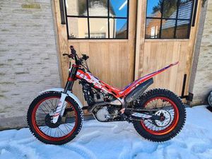 ② BETA EVO FACTORY 300 4T TRIAL