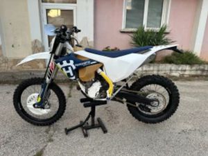 HUSQVARNA FE FE 250 MAP/TRACTION