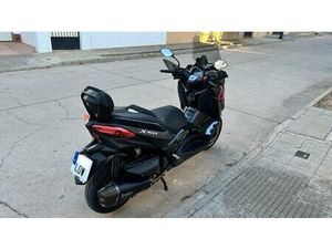 YAMAHA - XMAX