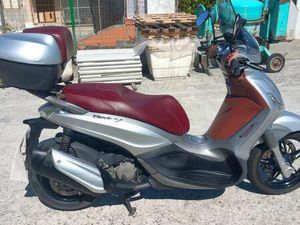PIAGGIO BEVERLY 350 ARGENTO