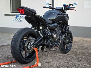 YAMAHA MT