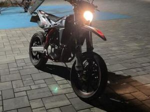 SWM SM 125R
