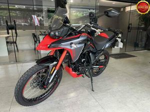 SHINERAY XY 250 6B ABS