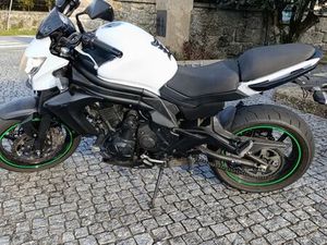 KAWASAKI ER6N VENDO AMARES E FIGUEIREDO