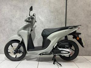 75/2025 HONDA VISION 110 NSC110 - ONLY 2 MILES!
