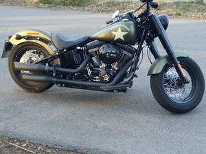 HARLEY-DAVIDSON SOFTAIL SLIM S