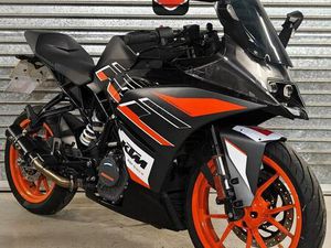 2020 20 KTM RC 125 ABS RACE REPLICA LEARNER LEGAL TRADE SALE 3313 MILES NEW MOT