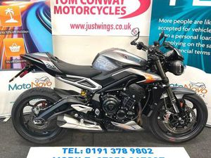 TRIUMPH STREET TRIPLE 765 RS, 2023(23), 10,107 MILES, FSH, STUNNING BIKE, £7995