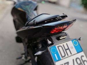 KAWASAKI Z750 BLACK EDITION