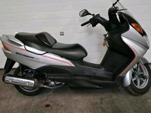SUZUKI BURGMAN ROLLER 125