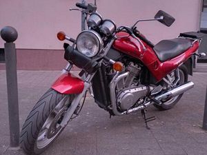 SUZUKI VX 800 BJ. 95 TÜV 5,27 KHM 57000.