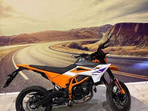 KTM 390 SMC R JG 2025 MIT GARANTIE AB 5999.00