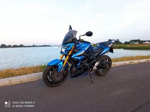 SUZUKI GSR 750 ABS GDAŃSK CHELM Z DZIELNICĄ GDAŃSK POLUDNIE
