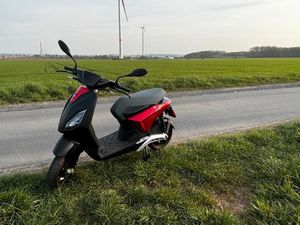 PIAGGIO ONE MIT HERSTELLERGARANTIE UND GROßEM AKKU