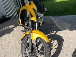 HONDA CBF 125 MOTORRAD GELB - IDEAL FÜR EINSTEIGER