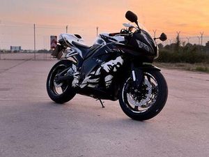 HONDA CBR600RR PC40 LAYLA EDITION BIS ANFANG FEBRUAR VERFÜGBAR