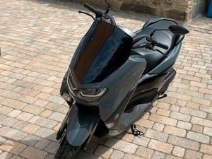 YAMAHA NMAX 125 ROLLER URBAN PAKET POWER GREY N MAX