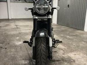 SUPER METEOR 650 ASTRAL BLACK