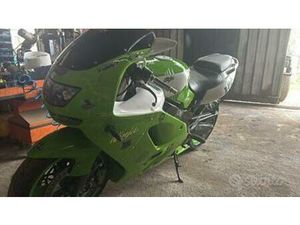 KAWASAKI NINJA ZX9R