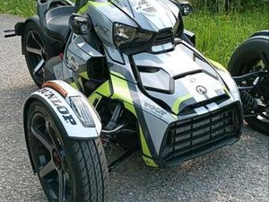 CAN AM RYKER 900 SPORT