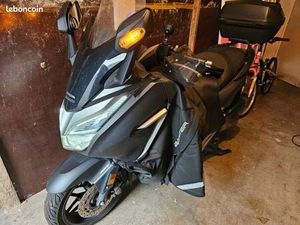 HONDA FORZA 300 2019