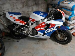 CBR 900 FIREBLADE