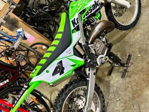 MOTO CROSS KAWASAKI 125 KX DE 2008 MOTO PRESTIGE