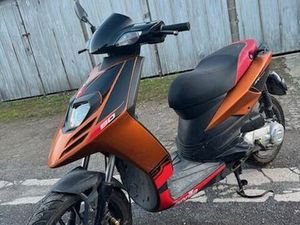 SCOOTER APRILIA