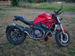 DUCATI 1200 MONSTER