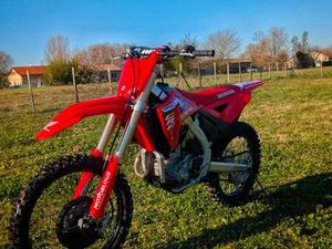 250 CRF R