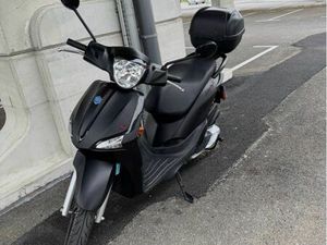 PIAGGIO LIBERTY 125 S ABS – 2022 – 7 675 KM – TRÈS BON ÉTAT