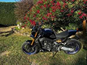 MT 09 SP ( FULL OPTIONS)