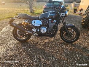 1300 XJR YAMAHA 2016