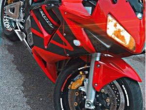HONDA CBR 600 RR
