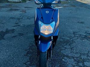VEND SCOOTER 50 CC
