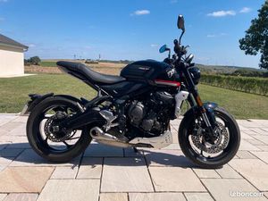 TRIUMPH TRIDENT 660 2023