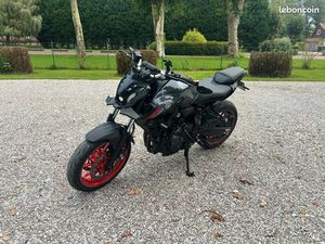 YAMAHA MT-07 ABS A2 2022 – TRÈS BON ÉTAT – ÉQUIPÉE