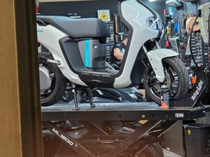 YAMAHA NEO'S 50CM ÉLECTRIQUE